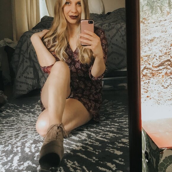 Meet Your Seller! 💜 - Picture 1 of 10